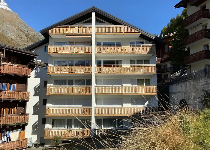 Haus Belmont *